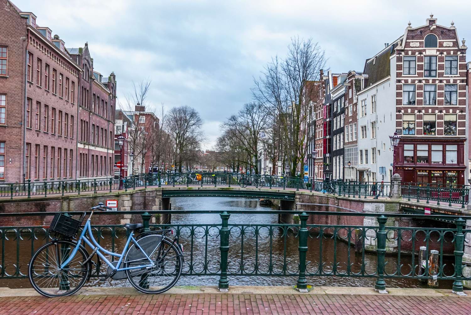 busy z polski do holandii